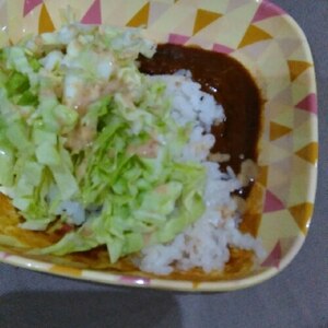 ☆たっぷりキャベツのせ☆カレーライス